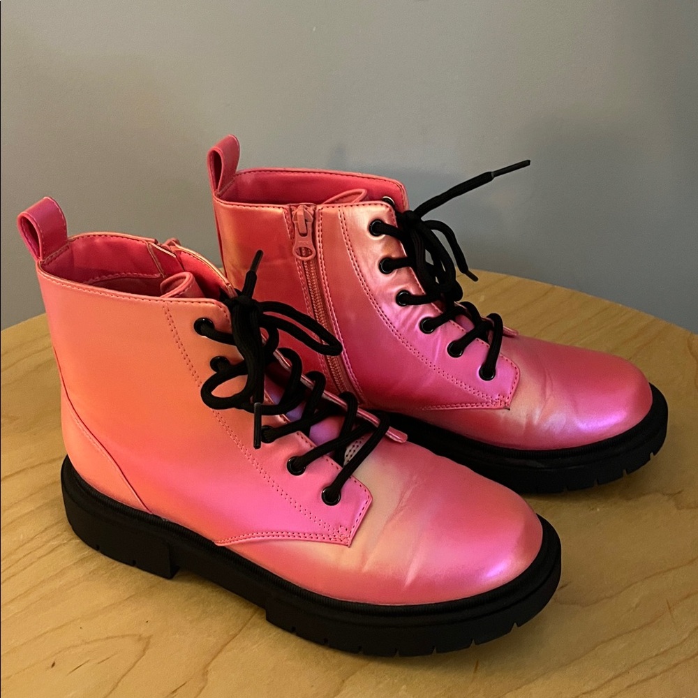 Art Class Vibrant Pink Lace-Up Boots - Picture 4 of 6